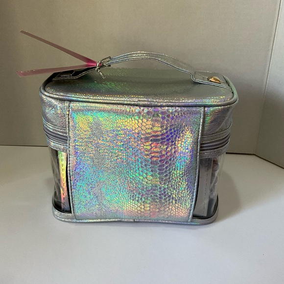 Rockin Beauty Box 24 pc  Professional Series Makeup Set - Picture 3 of 12